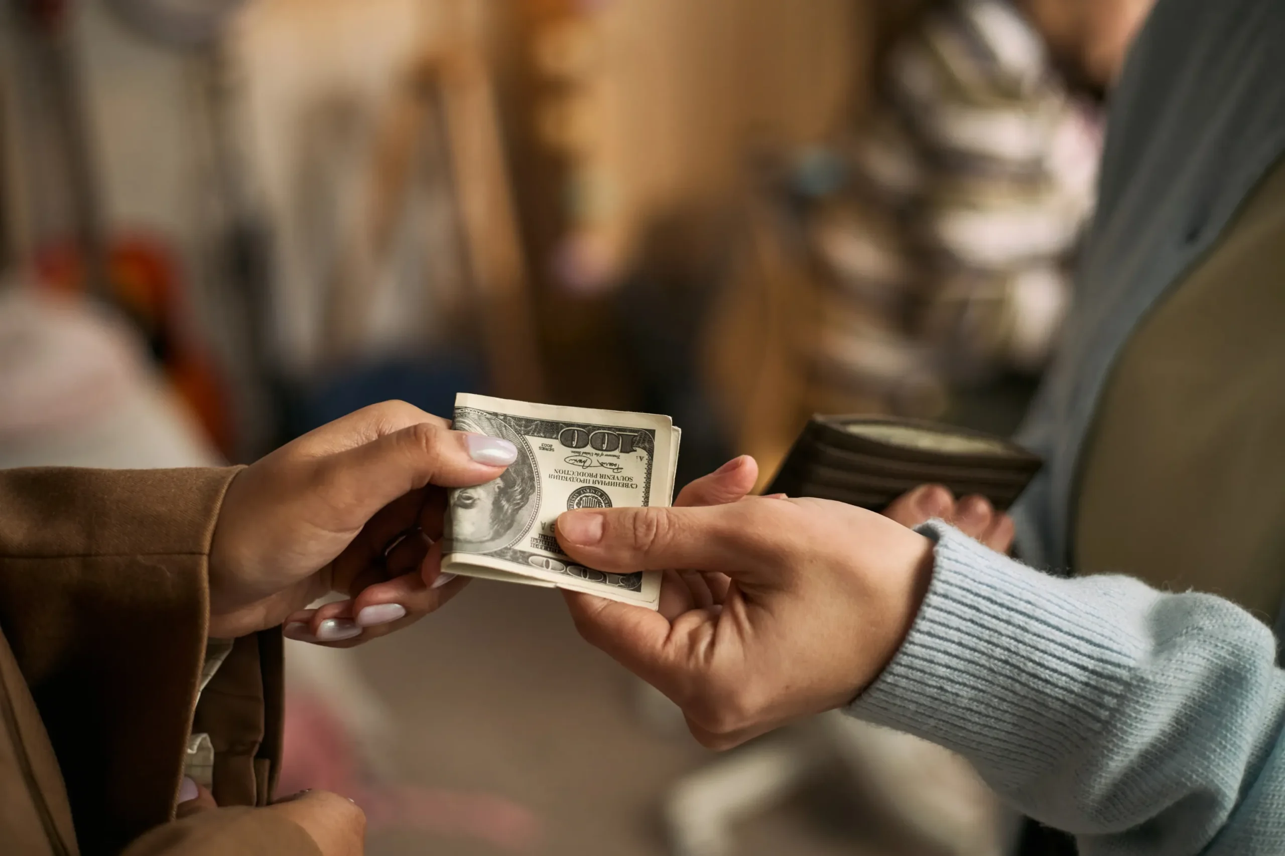 Is It Against the Law to Pay Employees Cash?